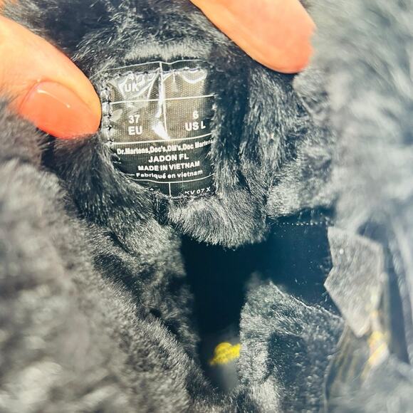 NWOT Dr. Martens Jadon Black Silver Distressed Metallic Fur Lined Moto Boots 6 - Picture 7 of 11